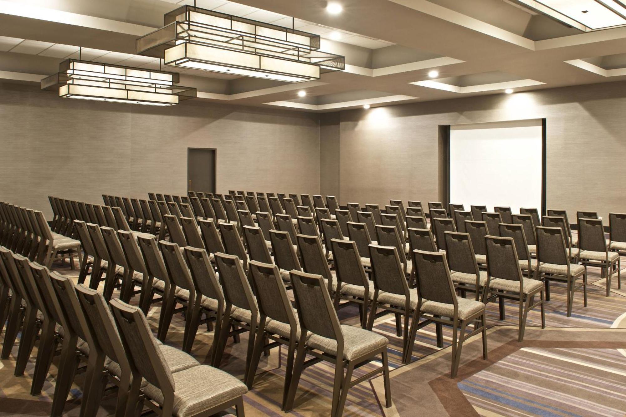 Sheraton Bucks County Лангхорн Екстериор снимка